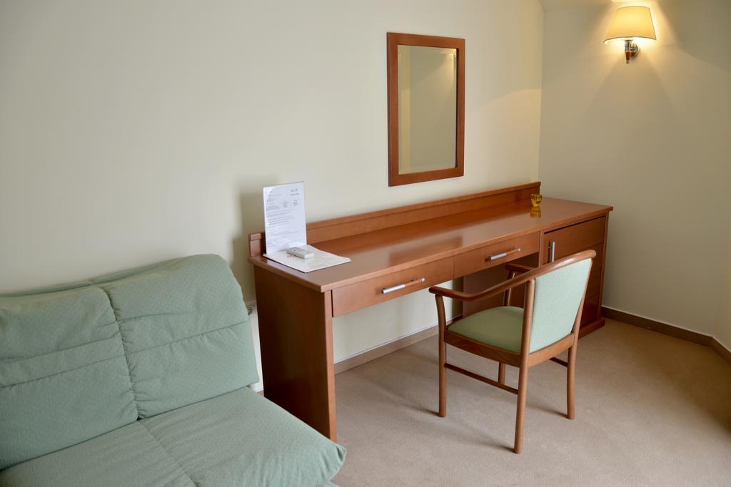 דארובר Hotel Mladimir מראה חיצוני תמונה